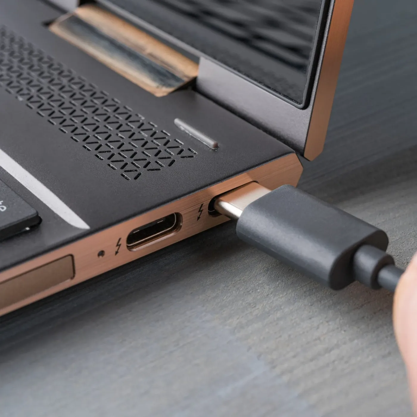 HP EliteBook Laptop Tamiri