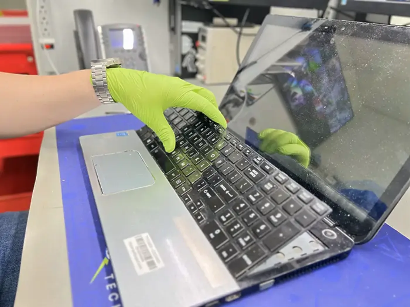 HP ProBook Klavye Değişimi, klavye değişimi Mx Store İstanbul