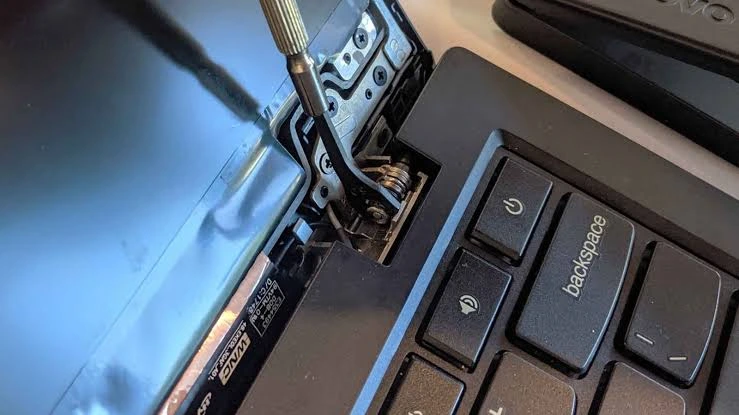 Fujitsu Laptop Menteşe Tamiri, kasa güçlendirme Mx Store İstanbul Fujitsu Laptop Menteşe Tamiri, kasa güçlendirme Mx Store İstanbul