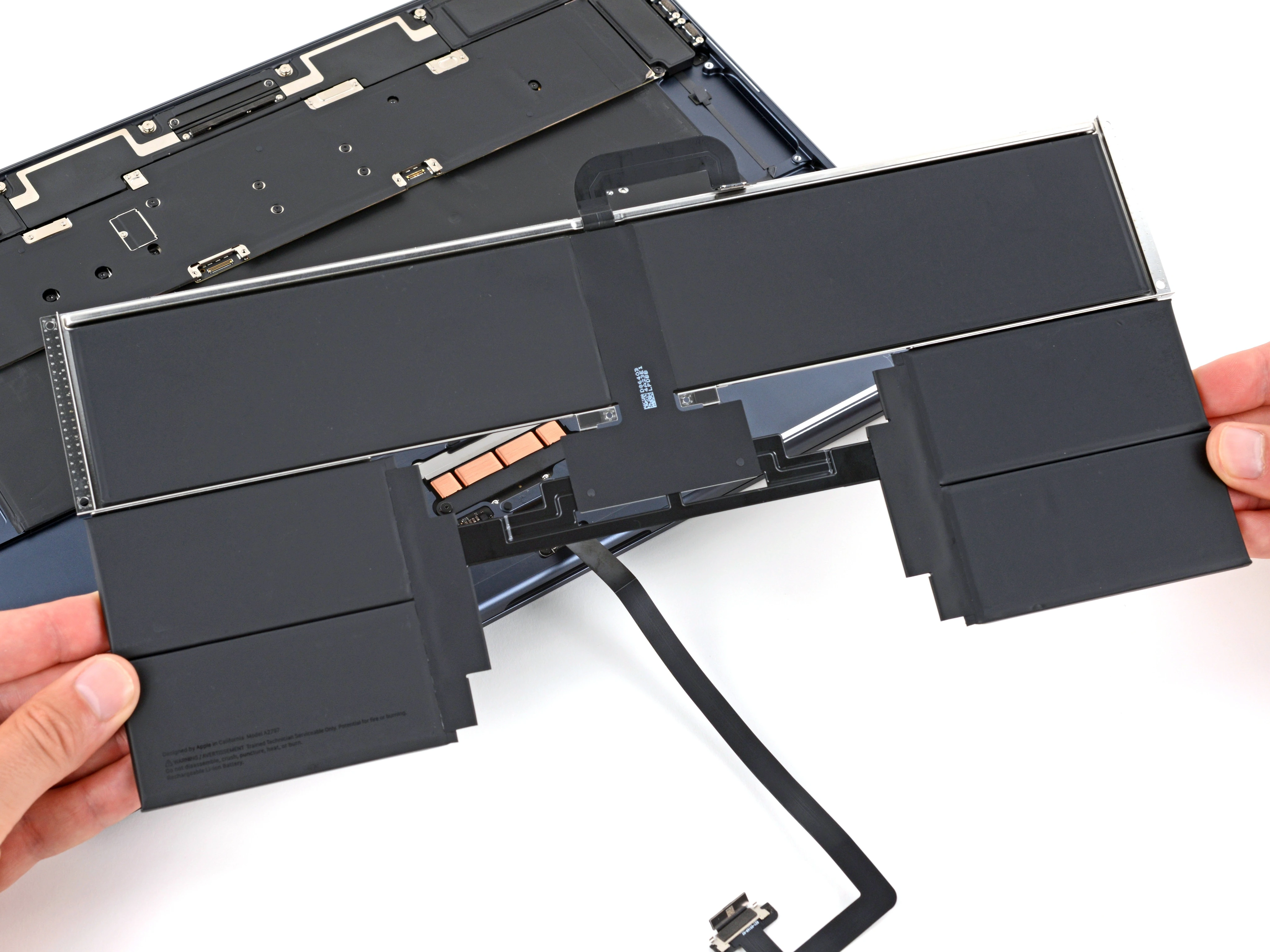 MacBook Batarya Değişimi