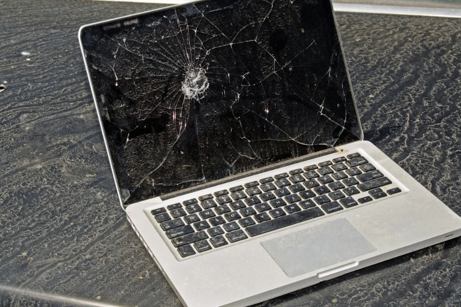 MacBook Pro M2 servisi